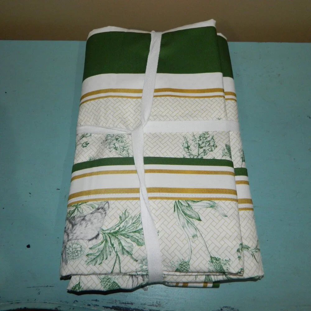 Williams Sonoma Garden Lattice Easter Rabbit Spring Tablecloth 70